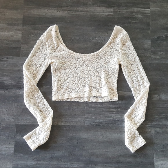 White Floral Detailed Mossimo Cropped Long Sleeve - Picture 2 of 4